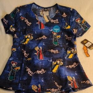 Tooniforms Disney Hocus Pocus I Put A Spell On You Scrubs Top Women's XS NWT